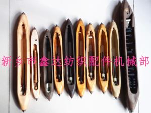 不同規(guī)格的紡織機梭子圖片